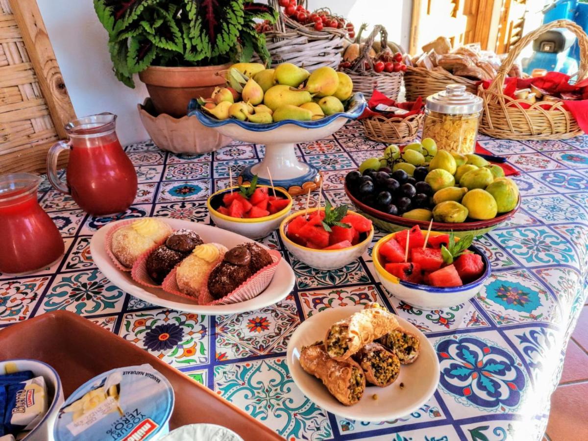 Lauricella Bed And Breakfast 利帕里 外观 照片