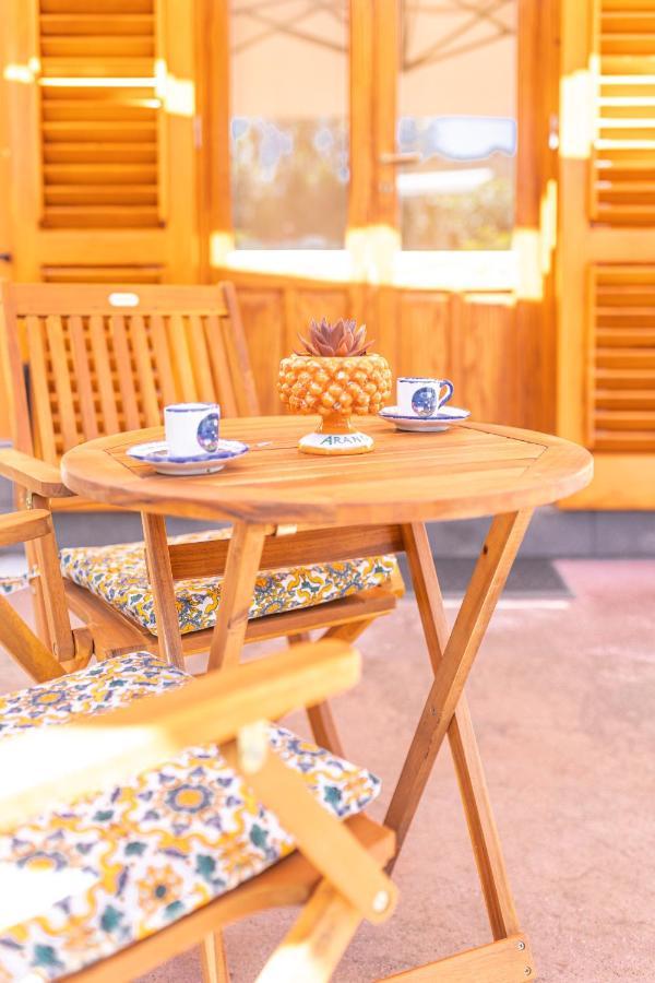 Lauricella Bed And Breakfast 利帕里 外观 照片